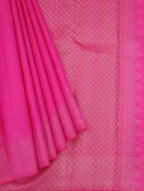 Gracecharm Pure Soft Silk Plain Body with Diamond Lattice Brocade Pallu Saree