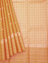 Gracecharm Elegant Pure Soft Silk Checked and Butta Design with Border Saree