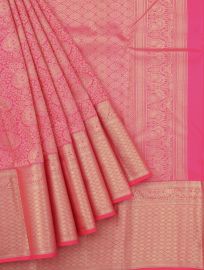 Gracecharm Pure Silk Floral Medallion Jaal with Diamond Lattice Pallu Saree