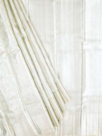 Vivaha Kanchipuram Tissue Silk Geometric Floral Jaal with Geometric Pallu Saree