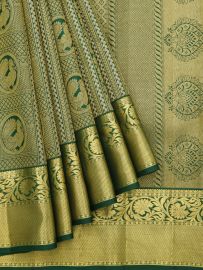 Vivaha Kanchipuram Pure Silk Annapakshi Medallion with Geometric Brocade Pallu Saree