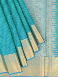 Vivaha Arani Pure Silk Small Butta with Floral Pallu Saree