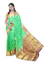 Gracecharm Silk Floral Vine Jacquard with Floral Medallion Pallu Saree
