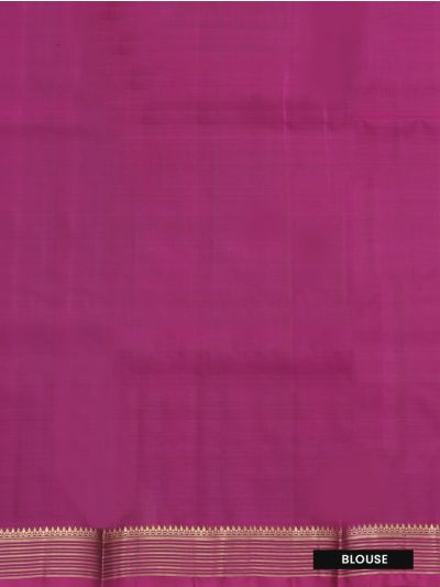 Kanmanie Soft Silk Checked Floral Butta with 4 Inch Traditional Border Saree
