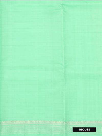 Kanmanie Soft Silk Checked Floral Butta with 4 Inch Traditional Border Saree