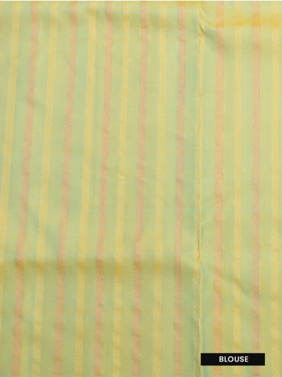 Kanmanie Soft Silk Floral Design with 1 Inch Border Saree