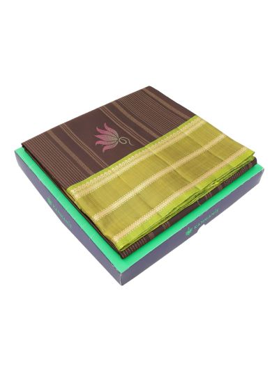 Kanmanie Soft Silk Striped Lotus Butta with 6 Inch Traditional Border Saree