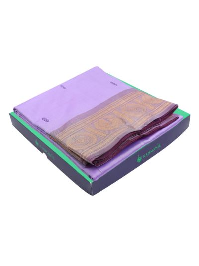 Kanmanie Vazhainaar Pattu Geometric Butta with Contrast Striped Pallu Saree