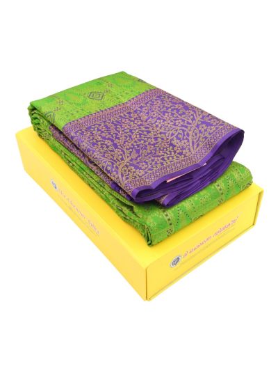 Gracecharm Pure Silk Geometric Mosaic Jaal with Oval Brocade Pallu Saree