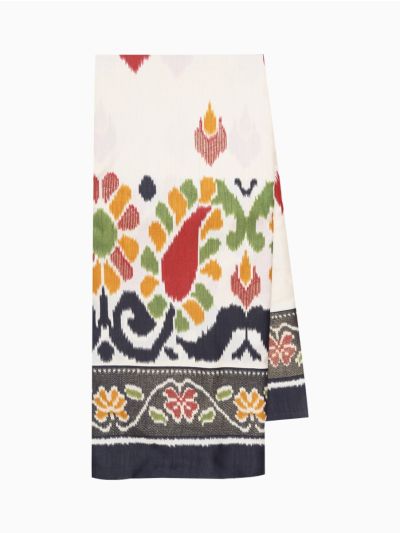 Gracecharm Fancy Ikat Print Silk Floral Paisley Motifs Pallu Saree