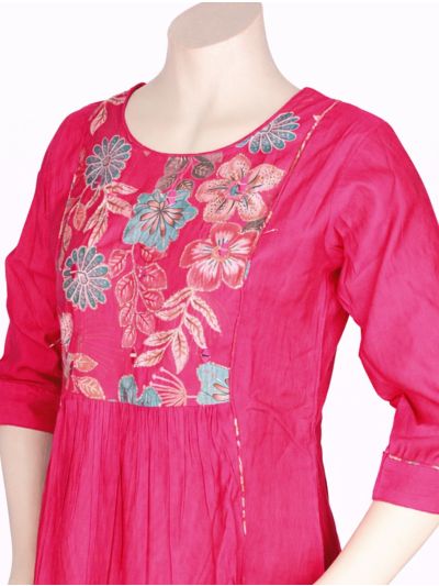 Graceful Muse Readymade Embroidered Salwar Kameez