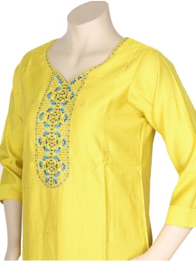 Graceful Muse Readymade Embroidered Salwar Kameez