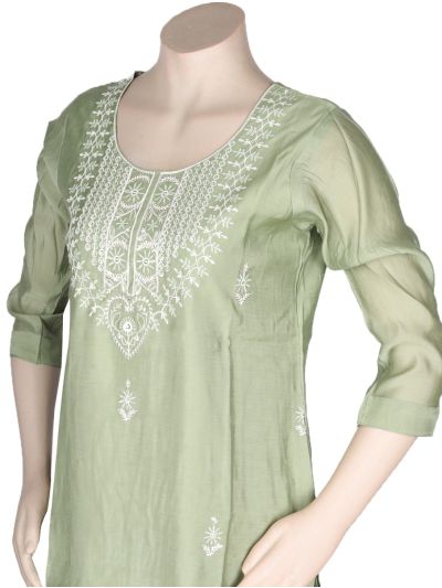 Graceful Muse Readymade Embroidered Salwar Kameez