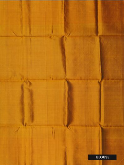 Gracecharm Elegant Pure Soft Silk Floral Design Contrast Border Saree