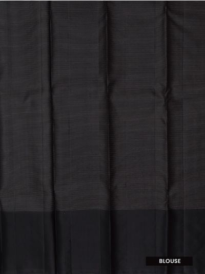 Gracecharm Elegant Striped Design with Contrast Border Saree
