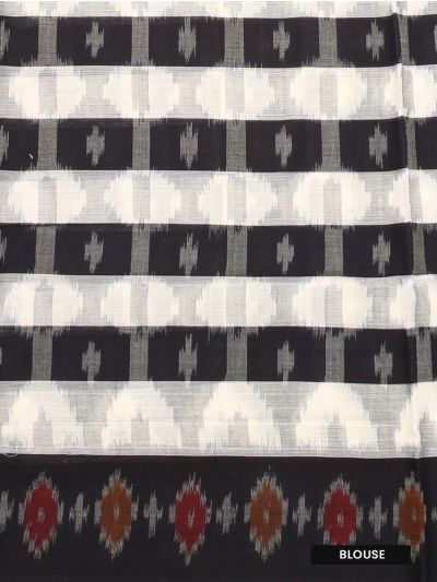 Gracecharm Pochampally Cotton Ikat Butta Design with Border Saree