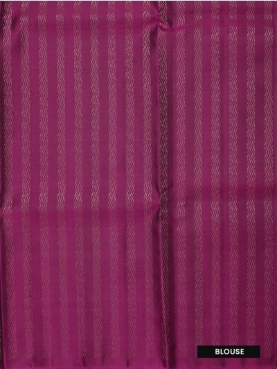 Kanmanie Soft Silk Floral Butta Design Borderless Saree