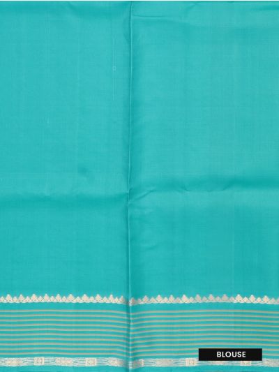 Kanmanie Soft Silk Paisley Butta with 5 Inch Zari Lines Border Saree