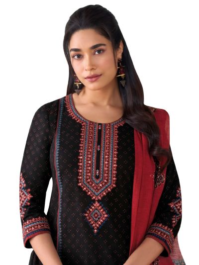 Graceful Muse Readymade Geometric Yoke Embroidered Salwar Kameez