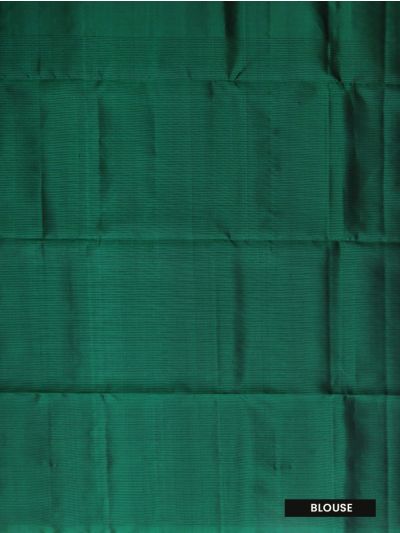 Gracecharm Pure Soft Silk Butta with Geometric Diamond Pallu Saree