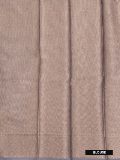 BlossomEase Elegant Super Netted Diamond Lattice Herringbone Saree