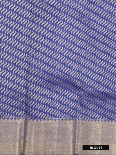 Vivaha Kanchipuram Pure Silk Wave Brocade with Geometric Pallu Saree