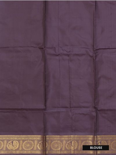 Kanmanie Vazhainaar Pattu Geometric Butta with Contrast Striped Pallu Saree