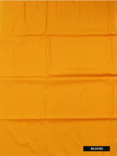 Kanmanie Softy Silk Diamond Butta with Geometric Pallu Saree