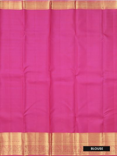 Gracecharm Pure Silk Traditional Fine diamond mesh grid layout woven with intricate gold thread Border saree 
`