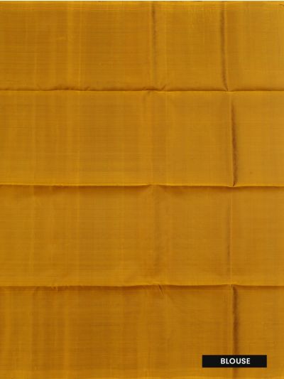 Gracecharm Soft Silk Fan-shaped Bouquet Butta with Leaf Motif Pallu Saree