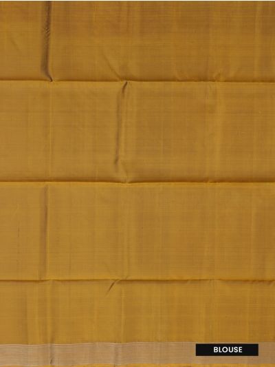 Gracecharm Soft Silk Small Butta with Diamond Lattice Pallu Saree