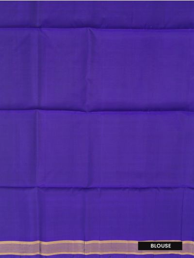 Gracecharm Soft Silk Small Butta with Floral Vine Jaal Pallu Saree