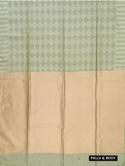 Gracecharm Art Soft Silk Geometric Diamond with Contrast Brocade Pallu Saree