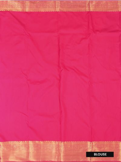 Gracecharm Silk traditional Brocade weaving featuring intricate, fine gold zari Jacquard with Floral Medallion Pallu Saree