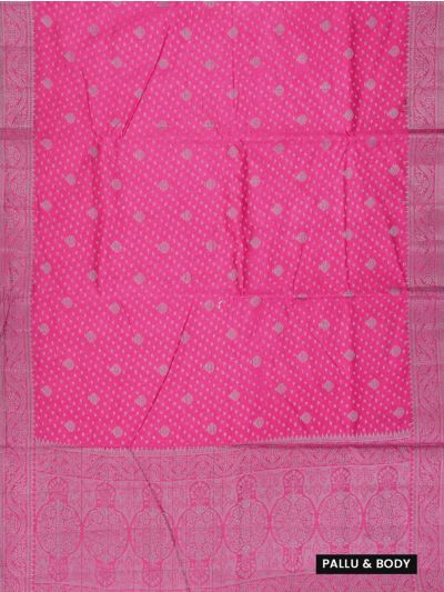 Gracecharm Semi Jute Butta with Floral Medallion Pallu Saree