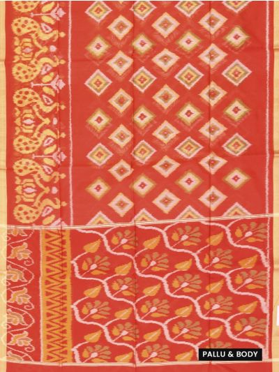 Gracecharm Pochampally Silk Cotton Diamond Butta Floral Vine Pallu Saree