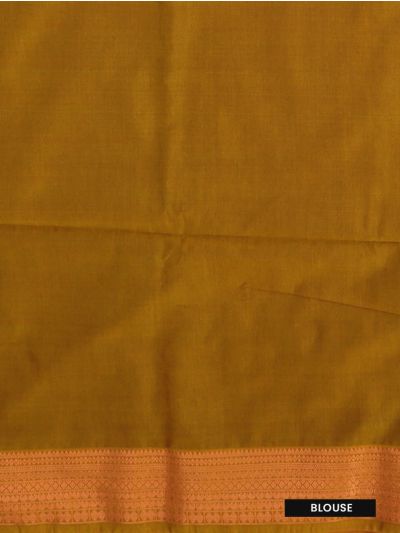 Gracecharm Art Soft Silk Oval Medallion Floral Ogee Pallu Saree