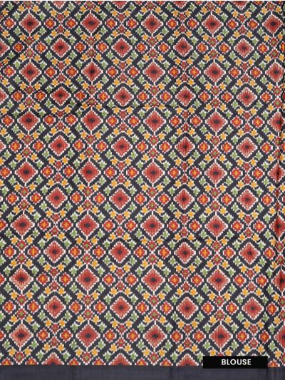 Gracecharm Fancy Ikat Print Silk Floral Paisley Motifs Pallu Saree