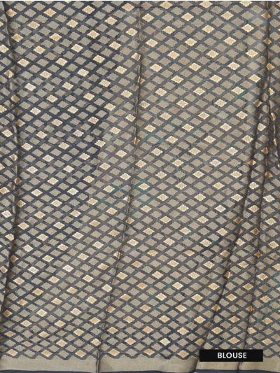 Gracecharm Fancy Net weaving diamond patterned zari border Saree