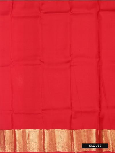 Gracecharm Pure Silk Metallic Threads Natural Luster Pallu Saree