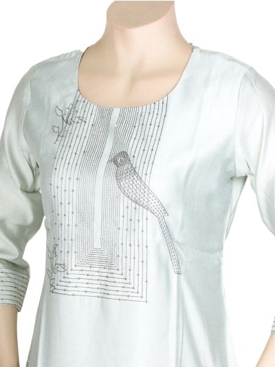 ChicVibe Elegant Embroidered Women’s Kurti