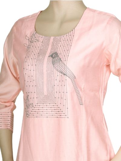 ChicVibe Elegant Embroidered Women’s Kurti