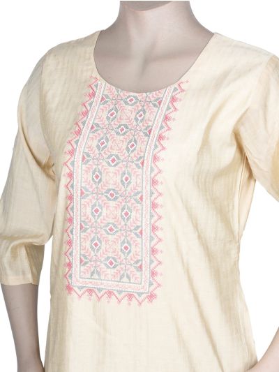 ChicVibe Elegant Embroidered Women’s Kurti