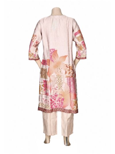 Kanmanie Elegant Floral Printed Kurta Set