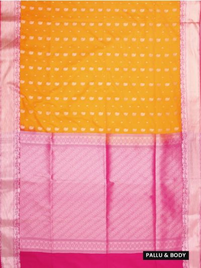 Gracecharm Elegant Art Soft Silk Butta Design with Border Saree