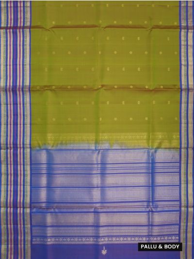 Kanmanie Soft Silk Floral and Circular Butta with 8 Inch Traditional Border Saree