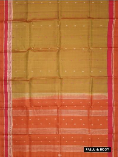 Kanmanie Soft Silk Checked Floral Butta with 6 Inch Traditional Border Saree
