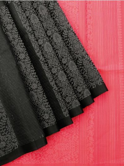 Gracecharm Pure Soft Silk Floral Damask Check Contrast Floral Pallu Saree
