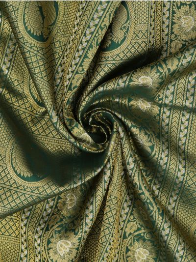 Vivaha Kanchipuram Pure Silk Annapakshi Medallion with Geometric Brocade Pallu Saree