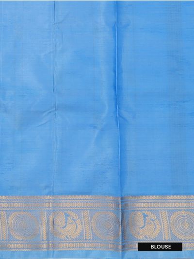 Kanmanie Vazhainaar Pattu Diamond Butta Peacock Zari Border Saree